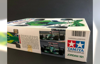 Сборная модель Гоночный автомобиль Jordan 191