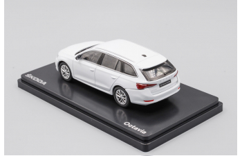 SKODA Octavia IV Combi (2020), Moon White Metallic