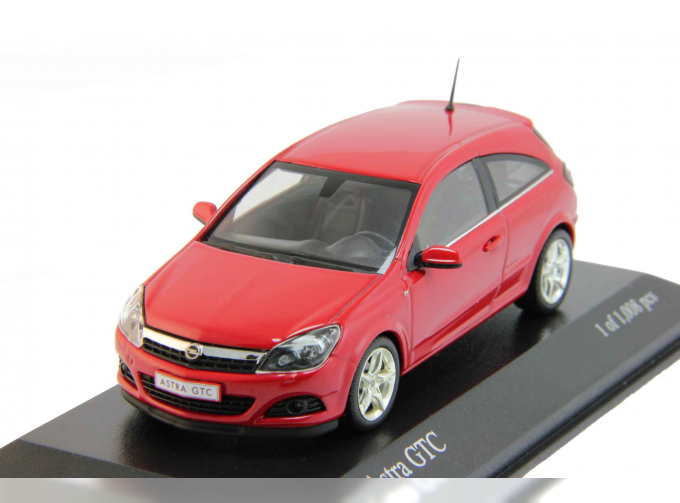 OPEL Astra GTC (2005), red