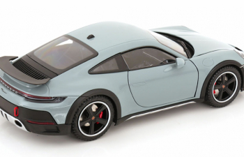 PORSCHE 911 992 Dakar Coupe (2022), Green Met