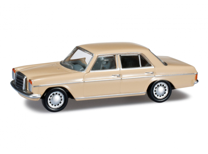 MERCEDES-BENZ 240 D /8, beige