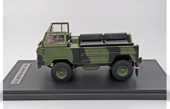 LAND ROVER 101 Forward Cotrol (1968-1978), green / black camouflage