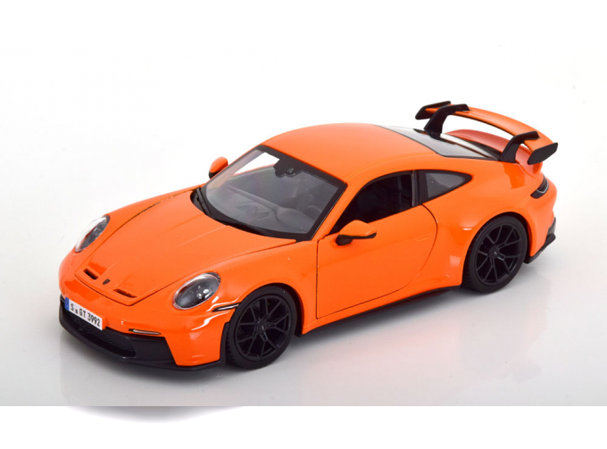 PORSCHE 911 (992) GT3 Coupe (2021), orange