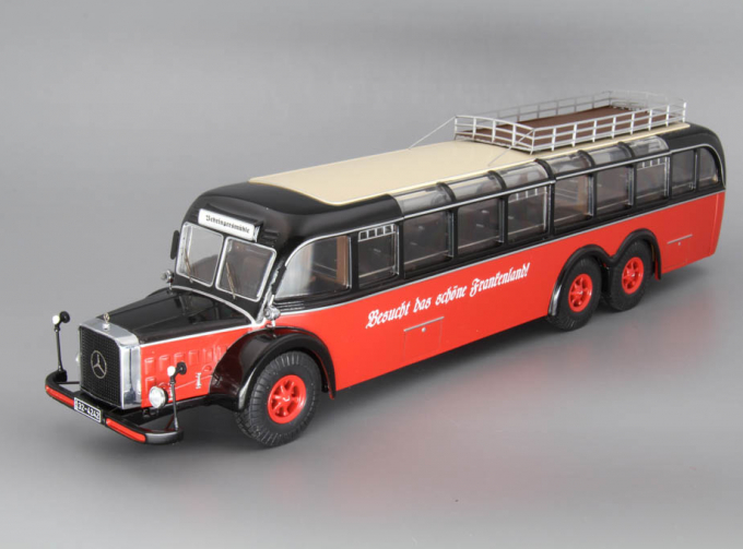 MERCEDES-BENZ O10000 bus, red / black