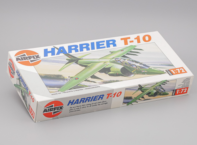 Сборная модель Самолет Bae Harrier T-10