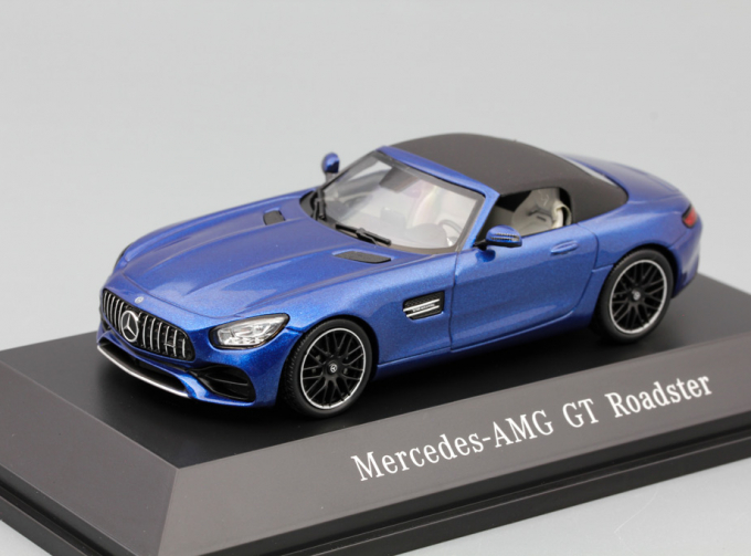 MERCEDES-BENZ AMG GT Roadster - Met. Blue