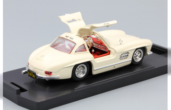 MERCEDES-BENZ 300 SL, beige