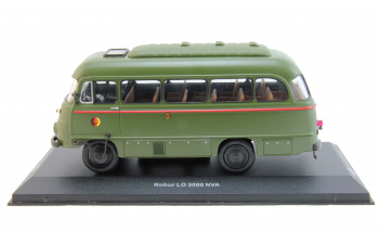 ROBUR LO 3000 NVA Army, green