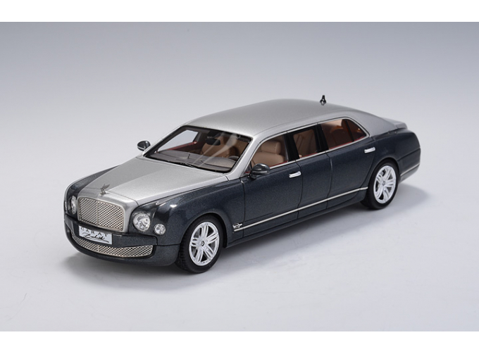 BENTLEY Mulsanne Carat by Duchatelet Limousine 2012 Dark Grey/Silver