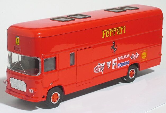 OM 160 FERRARI Renntransporter (1971), red