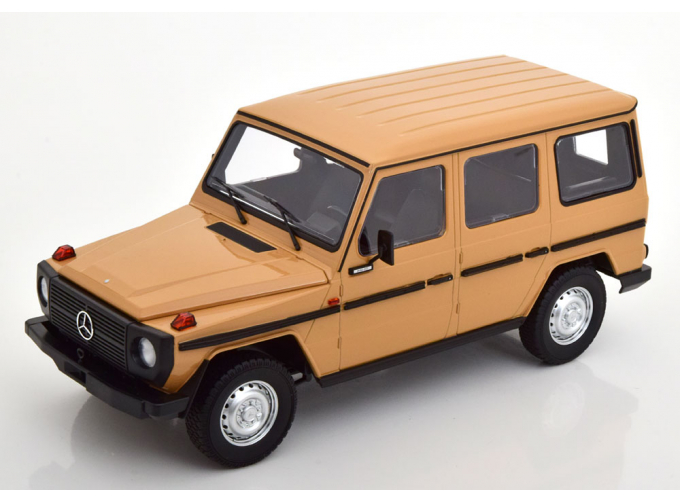 MERCEDES-BENZ G-Model LWB (1980), creme