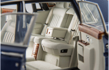 ROLLS-ROYCE Phantom EWB (2003), metropolitan blue