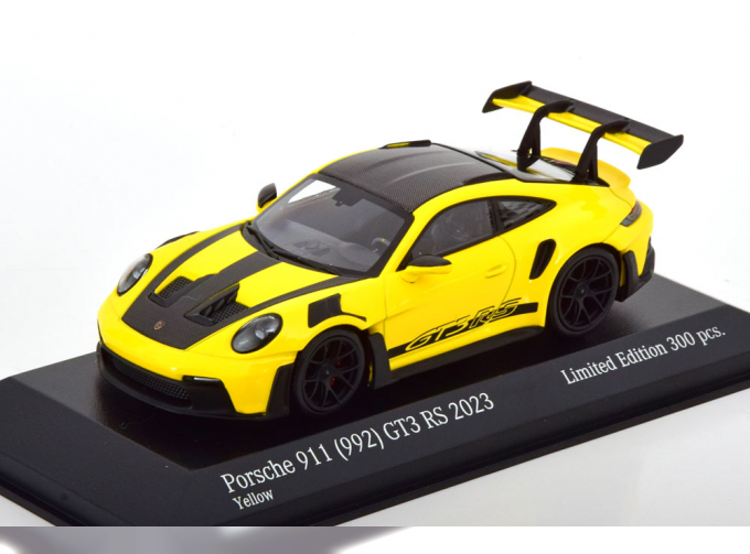 PORSCHE 911 (992) GT3 RS Weissach Package (2023), yellow carbon