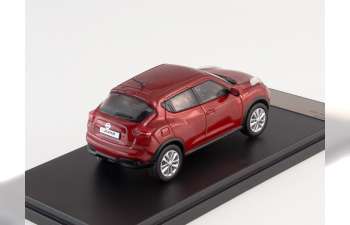 NISSAN Juke (2015), metallic red