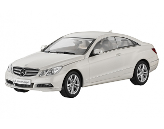 MERCEDES-BENZ E-Klasse C207 (2009), white diamond