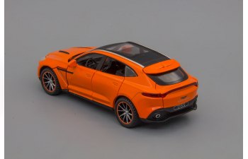 ASTON MARTIN DBX, оранжевый