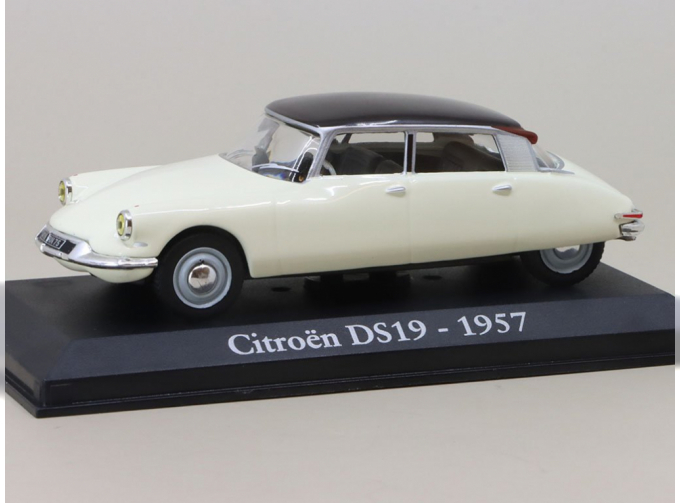 CITROEN DS19 (1957), White/Black