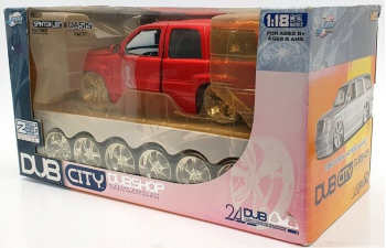 Cadillac Escalade 2002 красный Dub City Modelkit с дополнительным комплектом колес