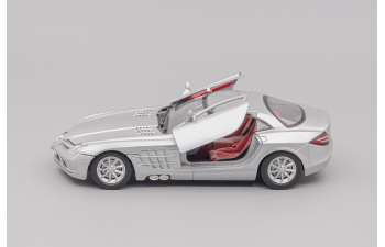 (Б/У) MERCEDES-BENZ SLR McLaren, silver