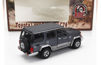 TOYOTA Land Cruiser Lc76 (2014), Grey Silver