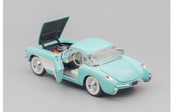 CHEVROLET Corvette Convertible, light green / white