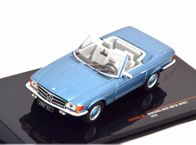 MERCEDES-BENZ 280SL R107 (1979), light blue-metallic