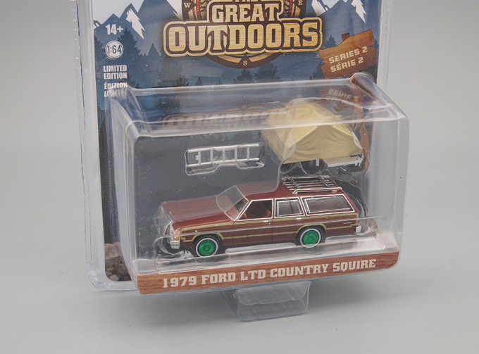 FORD LTD Country Squire с палаткой 1979 (Greenlight!)