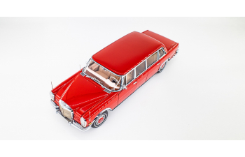 Mercedes-Benz 600 Pullman Limousine “Red Baron”