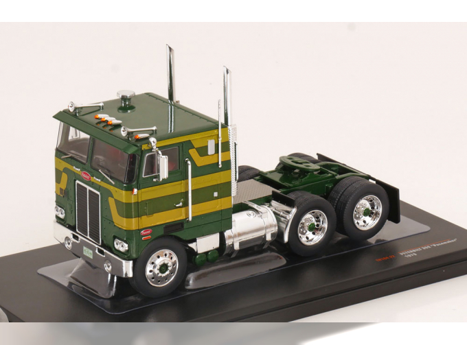 PETERBILT 352 Pacemaker Tractor Truck 3-assi (1979), Green Yellow