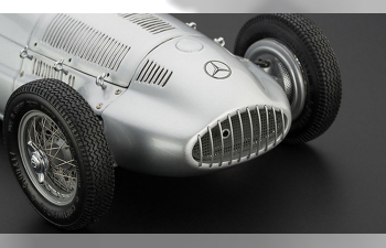 Mercedes W165 1939 Silver Dealer Edition