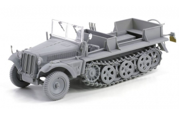 Сборная модель Полугусеничное авто Sd.Kfz.10 Ausf.B 1942