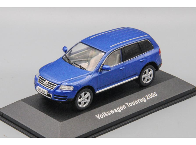 VOLKSWAGEN Touareg (2006), blue metallic