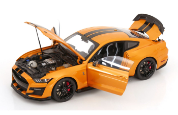 FORD Mustang Shelby GT 500, yellow black