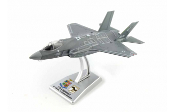 F-35A LIGHTNING II 1:100 sc. 32° Stormo, Amendola AB, AM