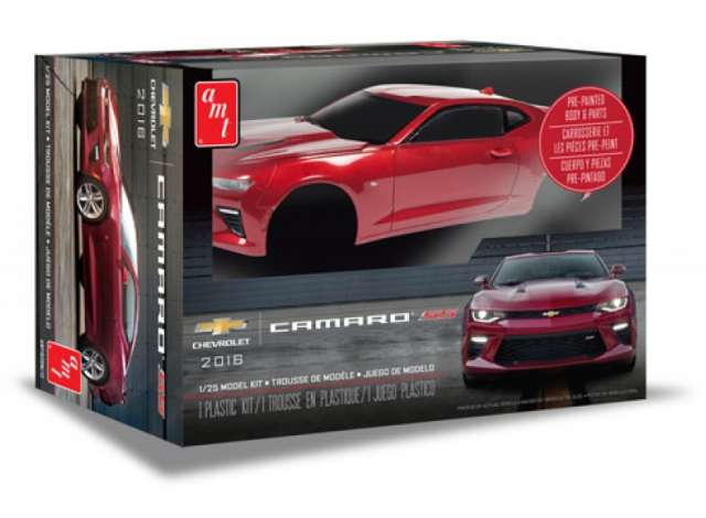 Сборная модель Chevrolet Camaro SS (Pre-painted), plastic modelkit 2016