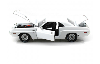 DODGE Challenger R / T (1970), white