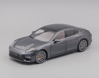 PORSCHE Panamera Turbo S (2020), grey metallic