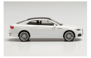 AUDI A5 Coupe, white