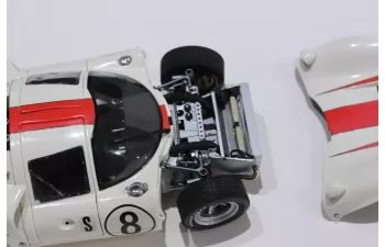 LOLA T70 MK III Coupe №8 Sebring, Motschenbacher/Leslie/Guldstrand (1968)