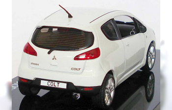 MITSUBISHI Colt VI CZ3 3-dr (facelift 2009), porcelain white