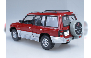 MITSUBISHI Pajero Long 3.5 V6, red