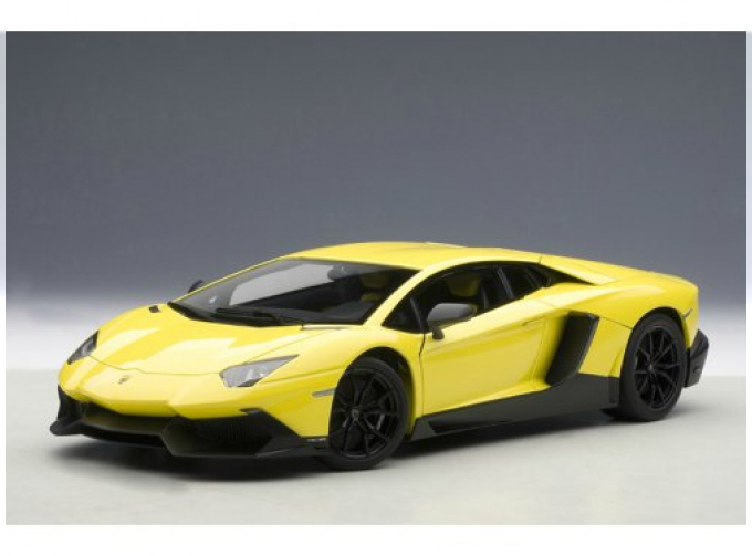 LAMBORGHINI AVENTADOR LP700-4 50th ANNIVERSARY EDITION, желтый