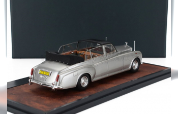 ROLLS-ROYCE Phantom Vi Landaulette Semiconvertible Open (1973), Silver Black