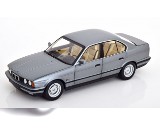 BMW 535i E34 Saloon (1988), lightgrey-metallic