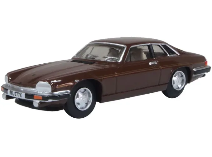 JAGUAR XJS (1981), brown