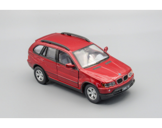 BMW X5, Red