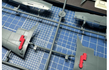 Заглушки ниш для Z-526AFS Akrobat (Eduard)