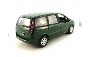 FIAT Ulysse (2002), темно-зеленый