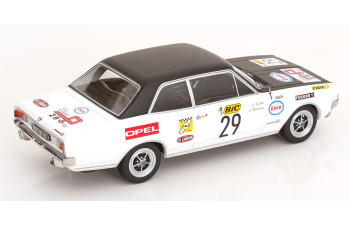 OPEL Commodore GS/E N 29 (night version) Rally Tour De France Automobile Jean Louis Clarr - Jean Pierre Peyroux (1971)