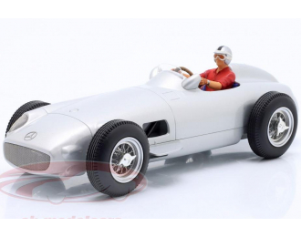 MERCEDES-BENZ W196 с фигуркой водителя (1955), серебристый